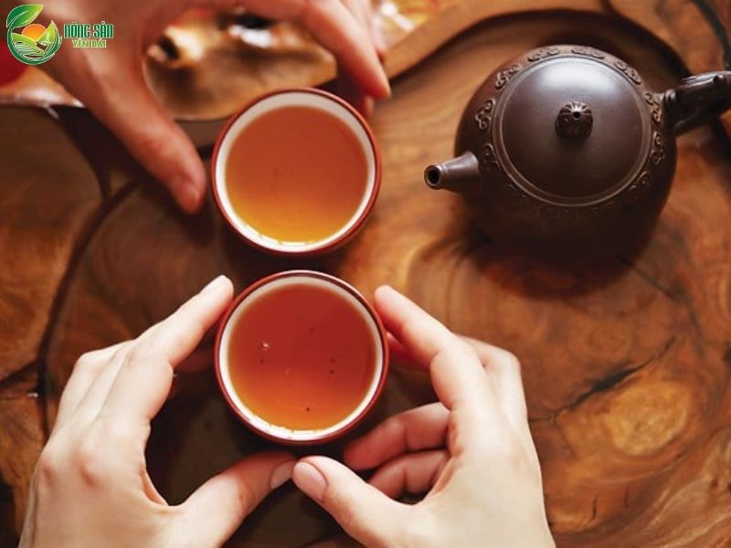 Các bước pha hồng trà tiêu chuẩn
